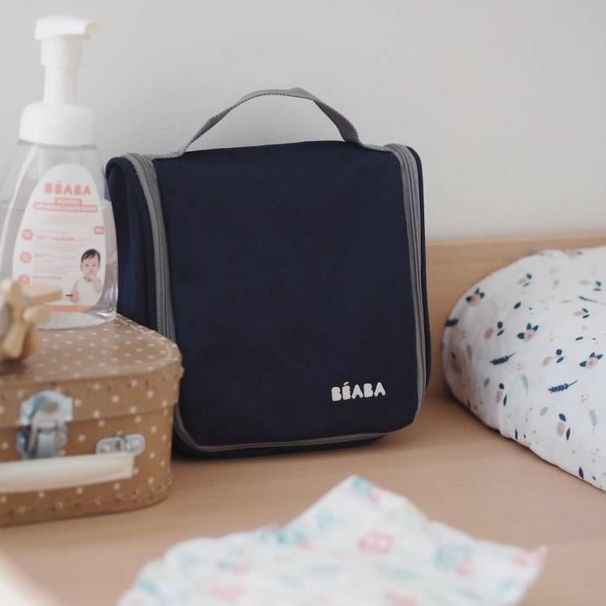 Set de higiene Béaba Azul oscuro 9 Piezas - Tuparafarma